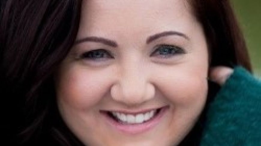 Photo of Soprano Jennifer Witton, smiling